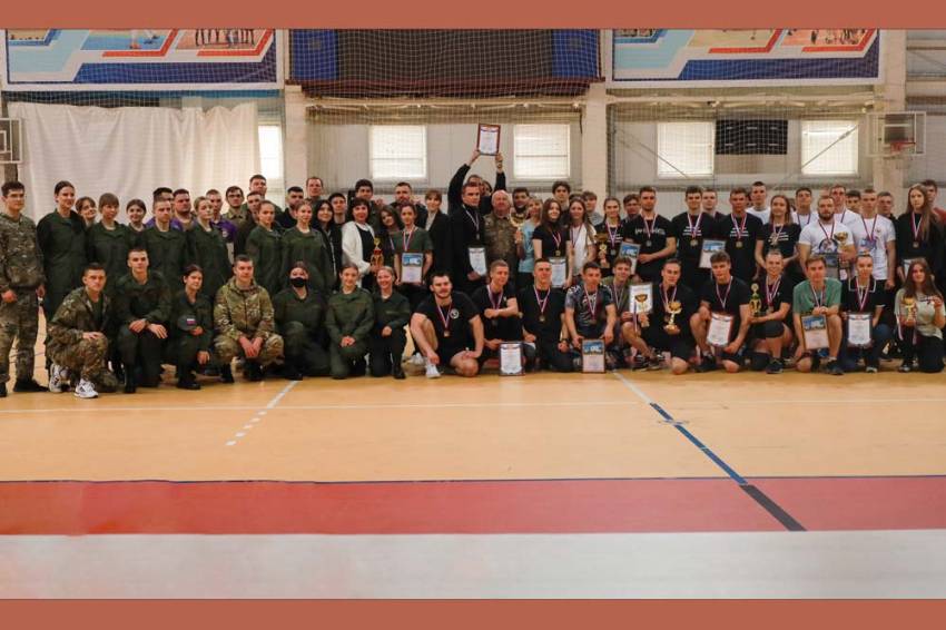 Соревнования по пулевой стрельбе и военизированную эстафету посвятили 80-летию Великой Победы События НИУ «БелГУ» соревнования по пулевой стрельбе и военизированную эстафету посвятили 80-летию великой победы
